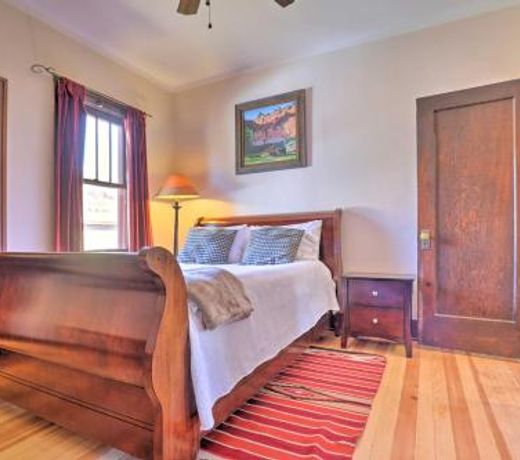 Southwestern Kanab Cottage with Patio and Views!