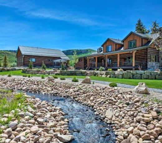 Renovated Historic Cabin about 25 Miles to Park City!