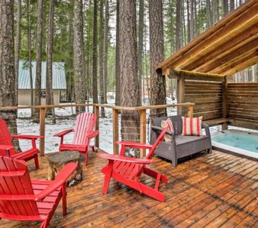 Mountain Chalet with Private Hot Tub by Cle Elum Lake