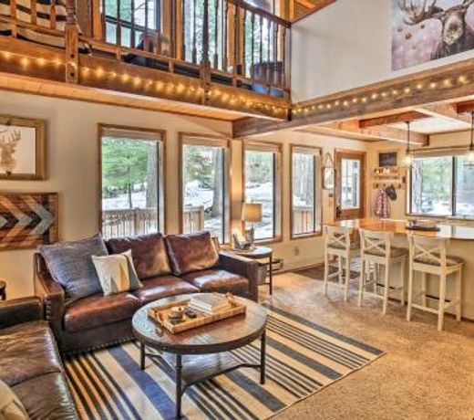 Mountain Chalet with Private Hot Tub by Cle Elum Lake
