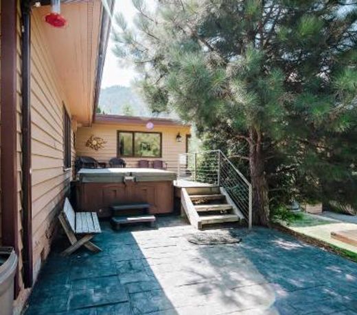 Big House Lodge - Cle Elum Retreat on 8 Acres!