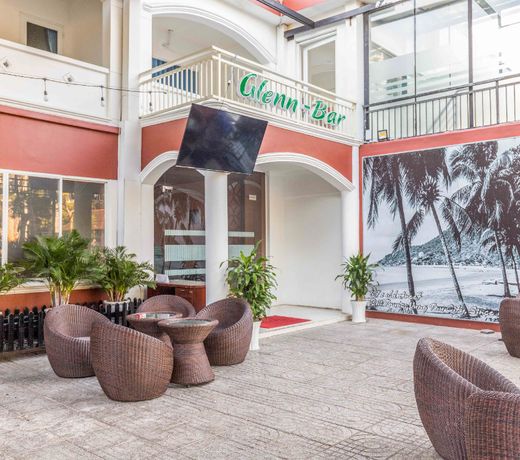 OYO 869 Thien Tan Hotel