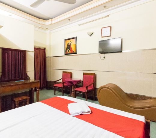 SPOT ON 679 Truc Dao Hotel