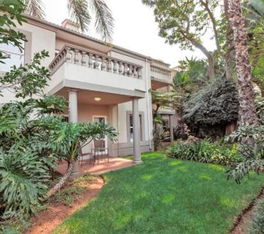 Sandton Executive Suites - Villa Via