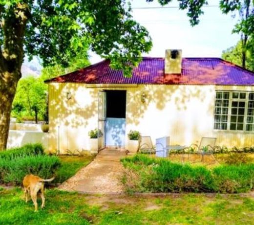 Cabernet Cottage