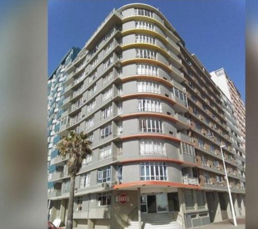 904 Tenbury Beach Apartment