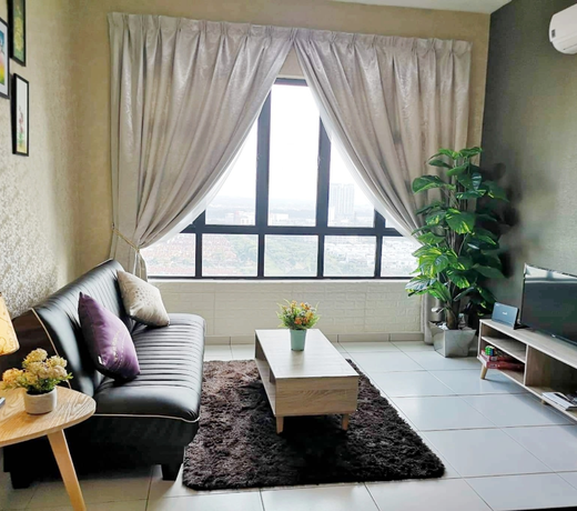 Bukit Indah@Sky FLoWers HomeStay*5Guests