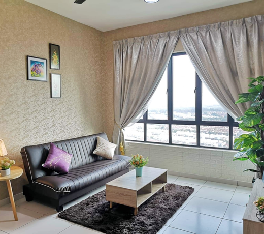 Bukit Indah@Sky FLoWers HomeStay*5Guests