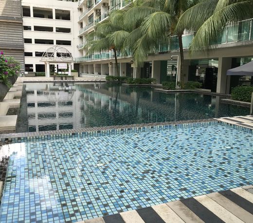 Palazio Mount Austin by Homefort Suites