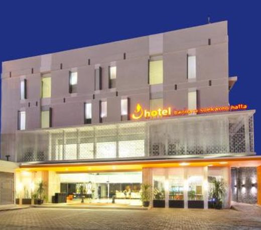 J Hotel - Bandara Soekarno Hatta
