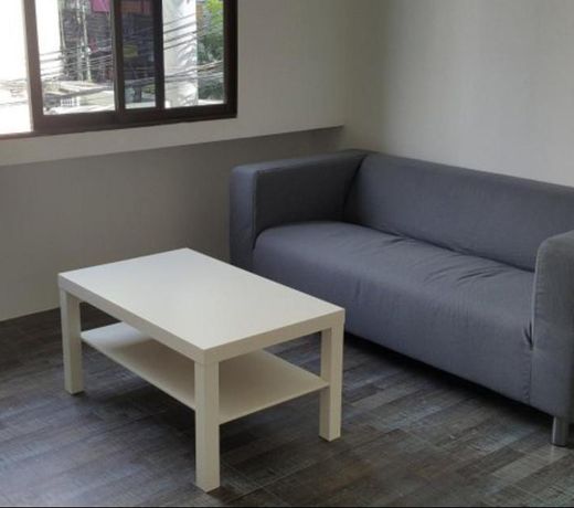 Relax Lodge BKK Deluxe Family Room 3