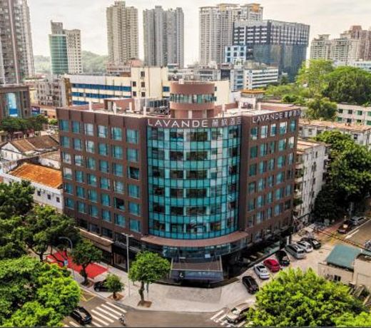 Lavande HotelsÂ· Qinglv Zhong Road Opera
