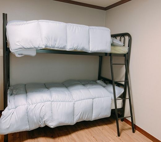 Ulsan Guest House by Sleepingpong
