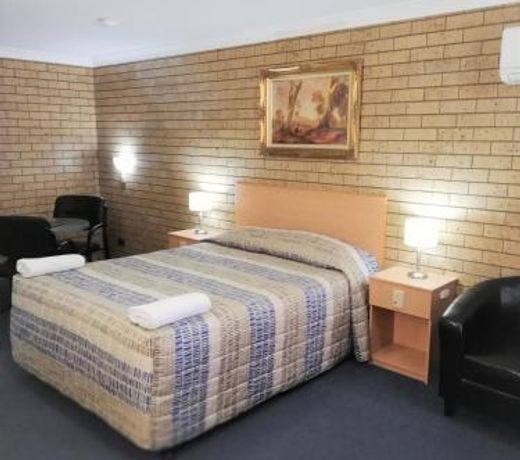 Macintyre Motor Inn