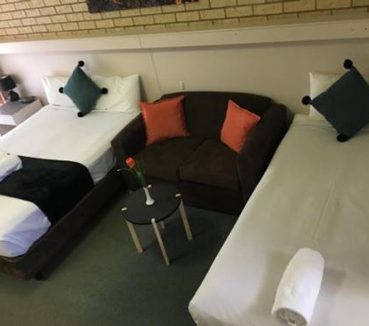 Jolly Swagman Motor Inn