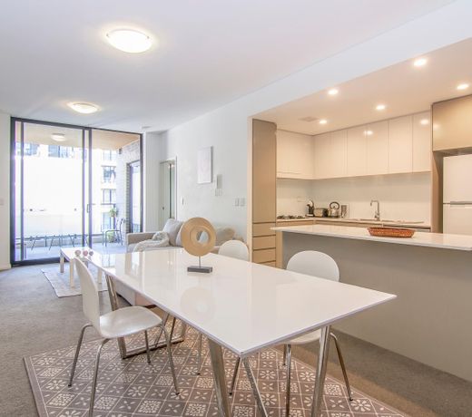 Charming and Dream home in Sydney- FREE CARPARK