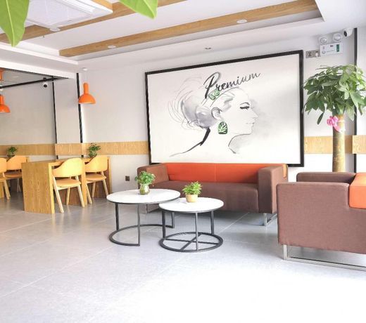 7 Days PremiumÂ·Sanya Bay Haiyue Plaza Shengli Road Ocean View
