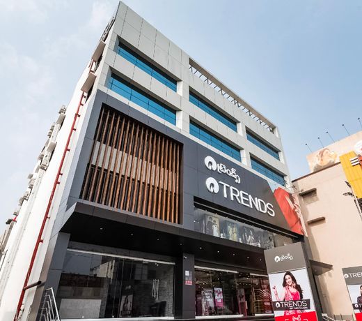 Super OYO Capital O 49955 Hotel Green Tree