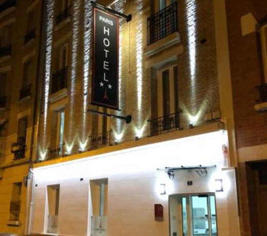 Paris Hotel