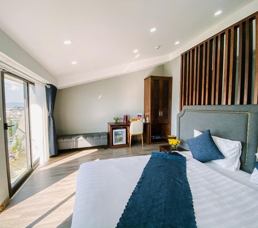 New Century Hotel