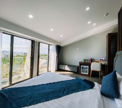 New Century Hotel