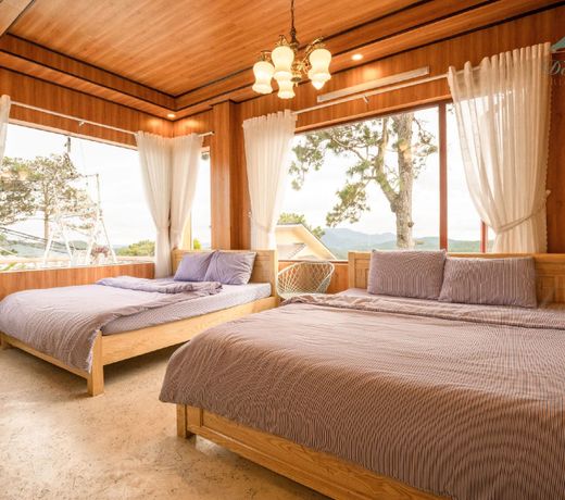 Bungalow DoiGioHu (May) -View Hill Center of DaLat