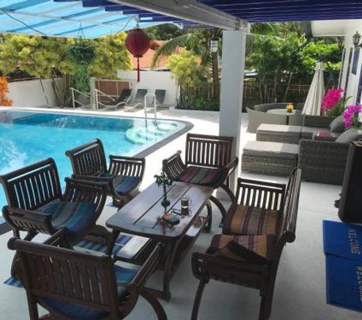 Phuket Gay Homestay