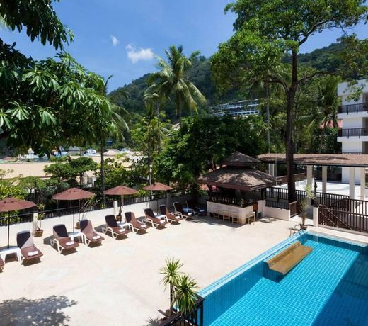 Triple Room @ Patong Lodge Hotel, Phuket.