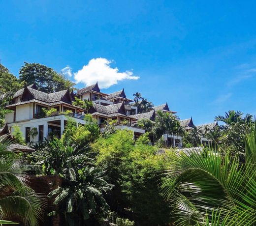 Luxury Four Bedroom Villa in Bangtao & Surin Beach