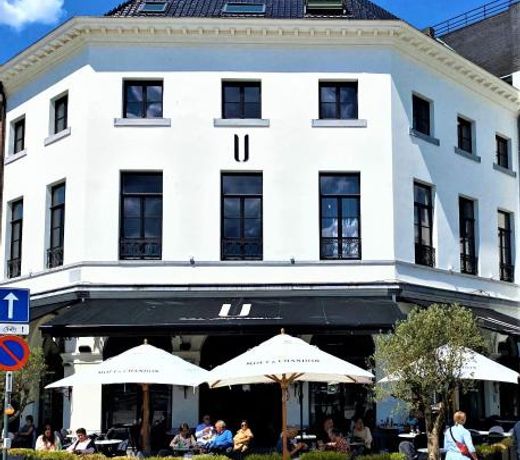 U Eat & Sleep Antwerp