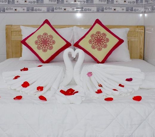 Lang Chai Bien Lac GUESTHOUSE
