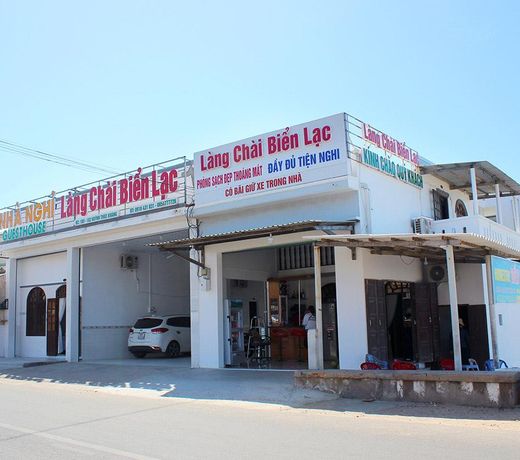 Lang Chai Bien Lac GUESTHOUSE