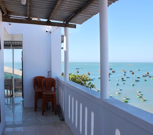Lang Chai Bien Lac GUESTHOUSE