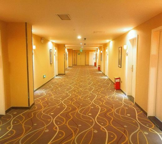 7 Days PremiumÂ·Dongguan South City