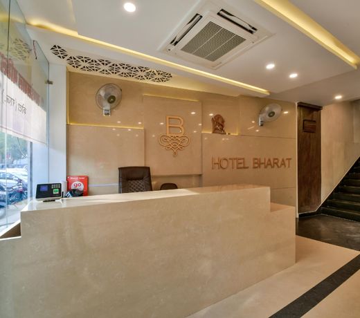 Capital O 991 Hotel Bharat