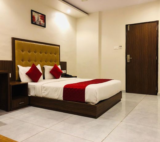 Hotel BKC Garden near Trade Center, Visa Consulate