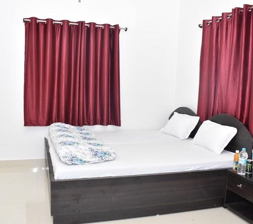 Gaurav guest house
