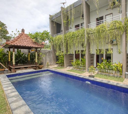 RedDoorz near Exit Toll Nusa Dua