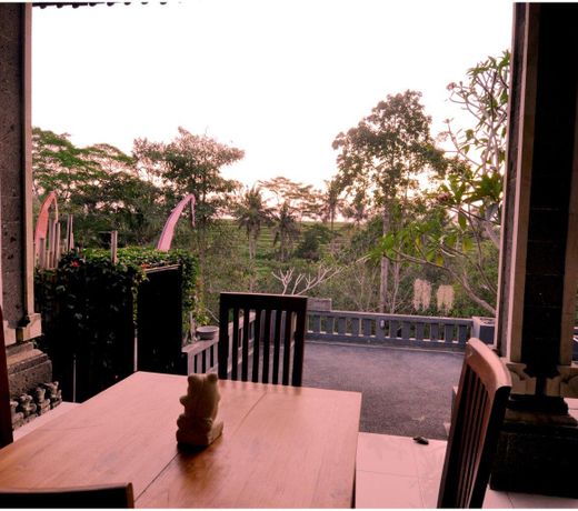 Ubud 1 bedroom  Villa with Hot Tub near Waterfalls