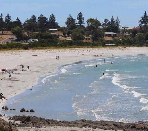 Ocean Front Accommodation - Room 9 for 4 guests