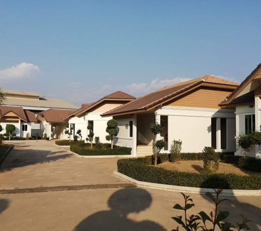 Ban Buanara (private resort)