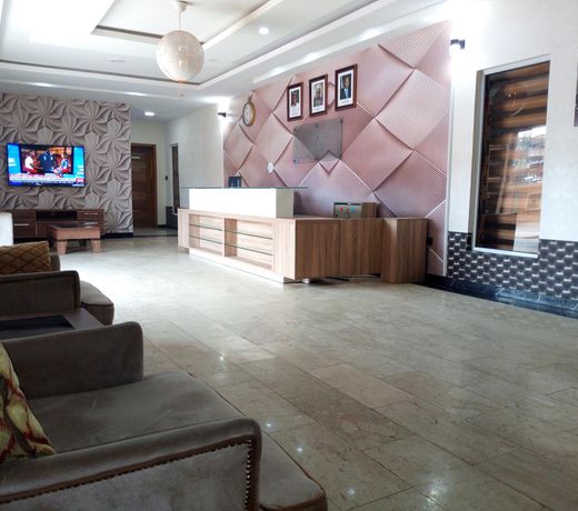 Bana Hotel & Suites