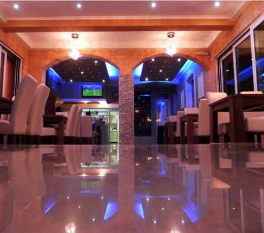 "HOLIDAY" apartments & rooms