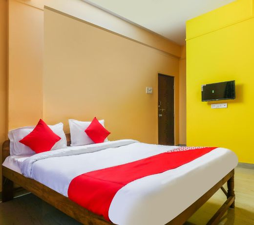 OYO 66961 Tarka Residency