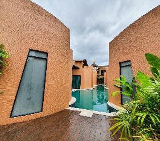 Rachabhura Hotel
