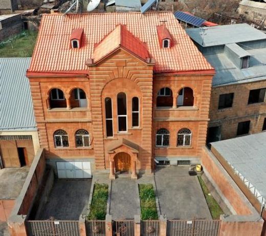 Allin-tours Guest House