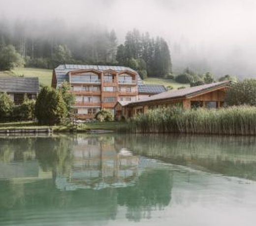 Hotel Neusacherhof
