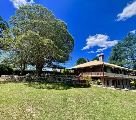 Linden Lodge