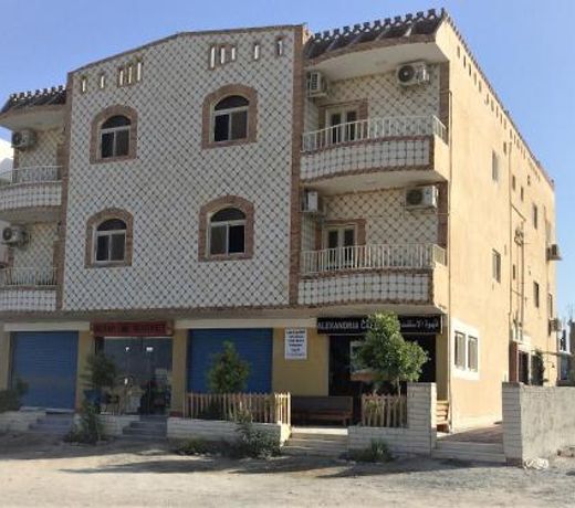 Lady Queen Apartment