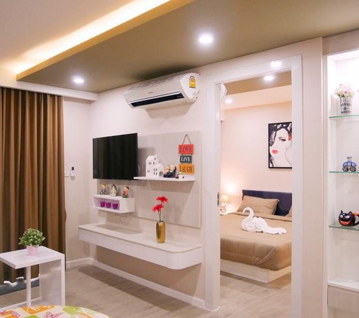 Seven Seas Resort Pattaya & Sofa bed